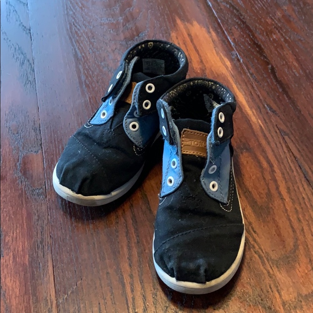 Toms Bandana Style Slip On